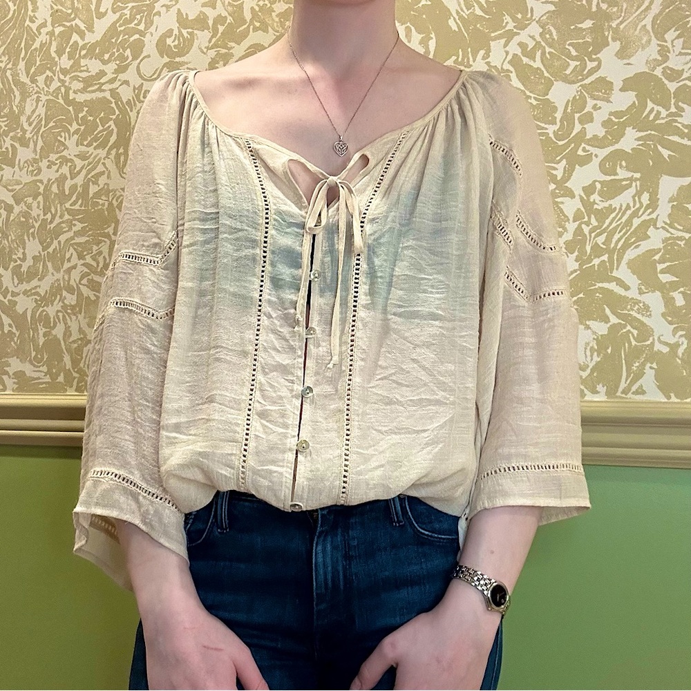 Adiva Peasant BlouseWith Crochet Details
